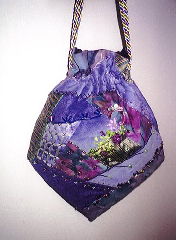 hbag1.jpg (38292 bytes)